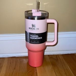 Stanley adventure Quencher Pink/ Coral Ombre 40oz